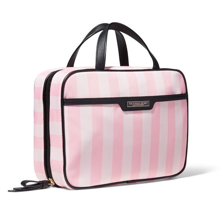 victoria-s-secret-trousse-de-maquillage-a-suspendre-jetsetter-hanging-cosmetic-case