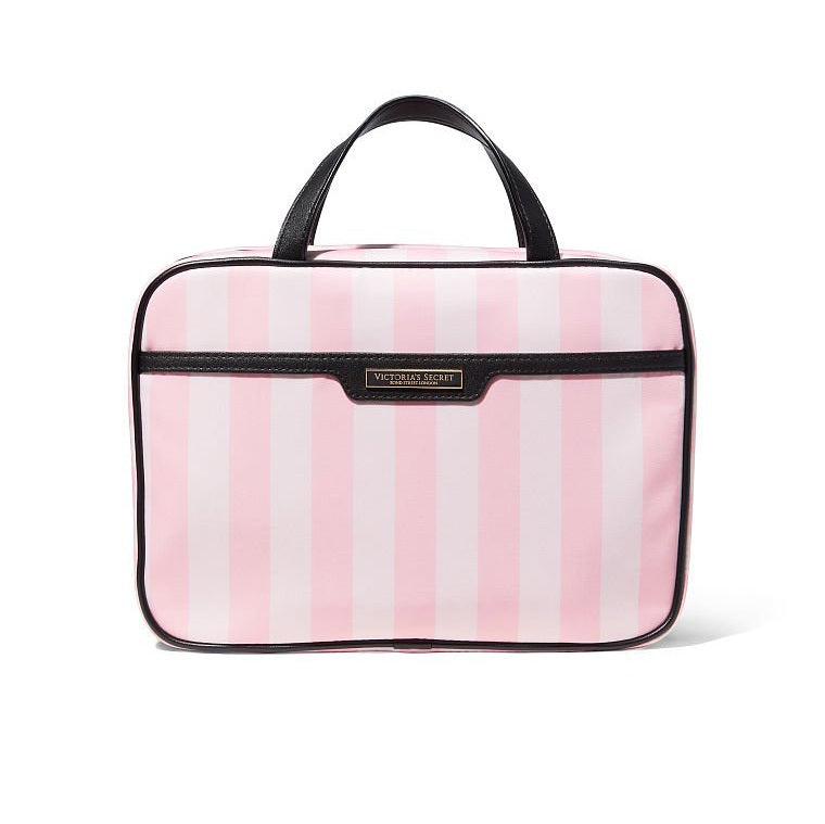 victoria-s-secret-trousse-de-maquillage-a-suspendre-jetsetter-hanging-cosmetic-case