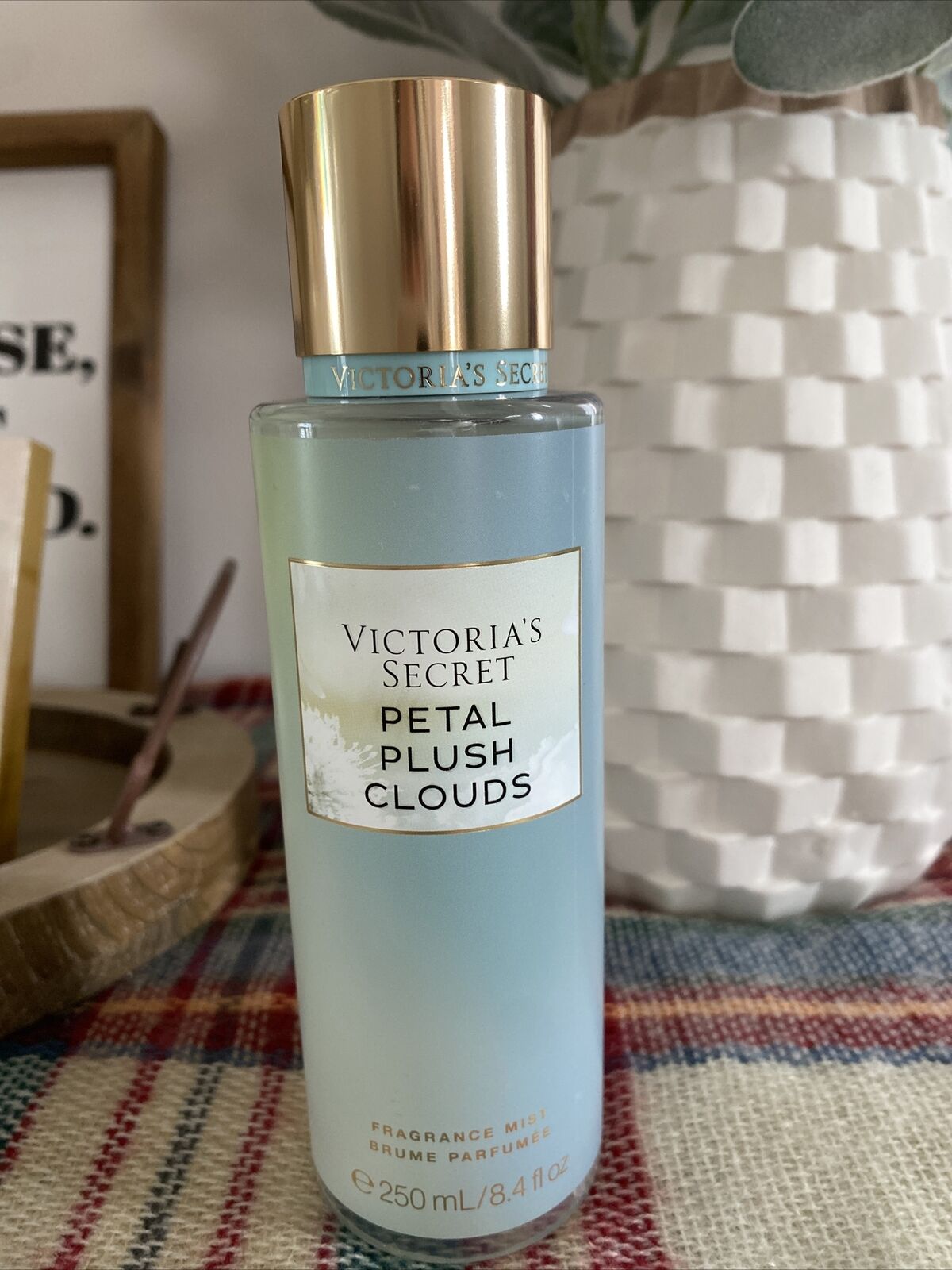 victorias-secret-petal-plush-clouds-250ml